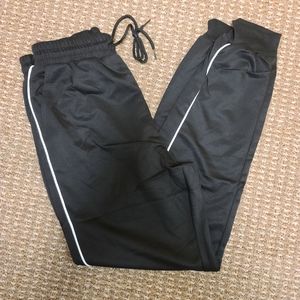 Comfy Black Sports Joggers